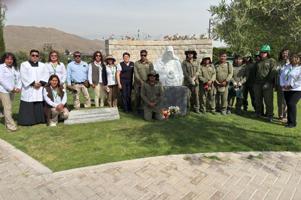 Oración de Colaboradores de Parque del Recuerdo en el marco del Día del Niño Por Nacer.